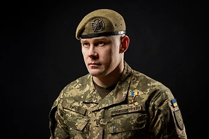 Командира ВСУ в пятый раз за год заметили в Дубае, пока его полк несёт потери