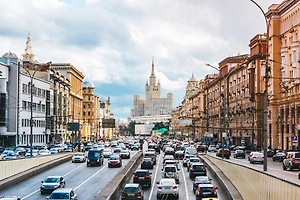 Продажи легковых авто в России достигли рекордного уровня