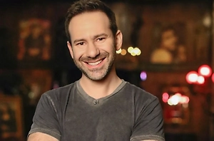 Владелец OnlyFans направлял миллионы на поддержку Украины