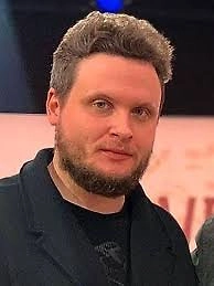 Мы не звонили ему, вообще. Учитывая его темперамент, он может отреагировать на подобный звонок неадекватно. В целом Трамп часто делал оговорки и рассказывал о звонках, которых не было. Поэтому это в его духе. 