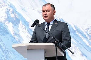 Президент Южной Осетии посетит Парад Победы в Москве по приглашению Путина
