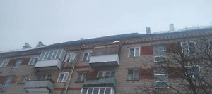 Крыша пятиэтажки в Чувашии сложилась под снегом