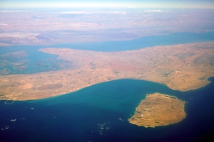 Иран укрепляет оборону острова Харк на случай наземной операции США