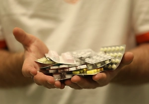 Этот препарат есть в каждой аптечке – и он разрушит печень быстрее алкоголя, предупредил доктор Мясников