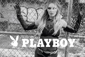 Русская мошенница Анна Делви снялась в откровенном наряде для журнала Playboy
