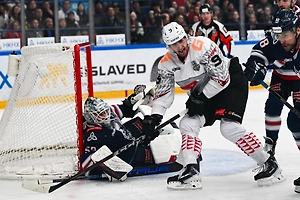 «Авангард» обыграл «Нефтехимик» со счётом 5:2 в серии плей-офф КХЛ