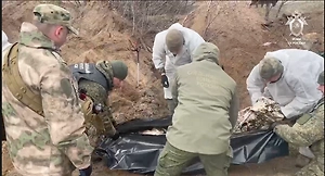 В районе Лесной Дачи обнаружены следы массовых убийств гражданских — извлечены 12 тел