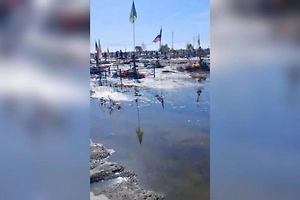 Могилы участников СВО уходят под воду на кладбище под Челябинском