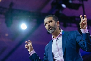 Трамп-младший потребовал расследовать, как Киев потратил деньги США