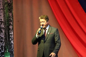 Глава Серебряных Прудов и три его зама задержаны за взятки