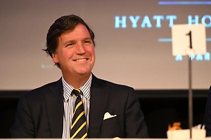 У Такера Карлсона украли целый грузовик снюса на $7,9 млн