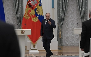 Путин встретился в Кремле с главой МИД Венгрии на фоне энергокризиса на Балканах