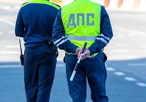 Водителям могут запретить отмечать геолокацию сотрудников ГИБДД в приложениях