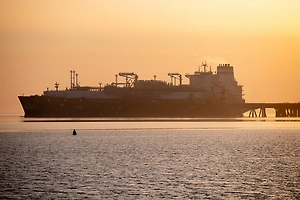 КСИР объявил об ударе по танкеру в Ормузском проливе