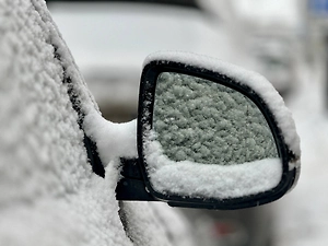 Мощный циклон парализовал движение на Сахалине, автобусы отменили
