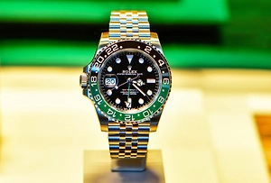Петербуржцу грозит штраф в 2,4 млн рублей за реплику часов Rolex, принятую за оригинал