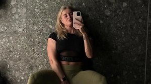 Сестра Марии Шукшиной заявила, что её дочь Анна пытается заглушить боль бодибилдингом