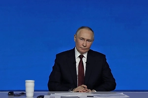 Путин: Россия продолжит поставки нефти и газа в Словакию и Венгрию