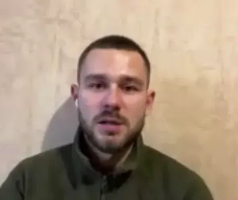 <p>На Купянском, Запорожском направлениях, под Артёмовском и Донецком — везде  сейчас проявляет себя та самая тактика активной обороны, о которой все так долго говорили, когда наши ребята выстояли под достаточно серьёзным напором противника. И теперь мы можем продвигаться, прикрывая своих солдат и, самое главное, не бросая их в мясорубку, как это привык и продолжает делать противник</p>