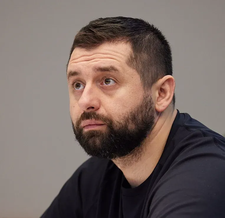 <p>В боях со стороны ВСУ гибнет от 200 до 500 человек в день</p>