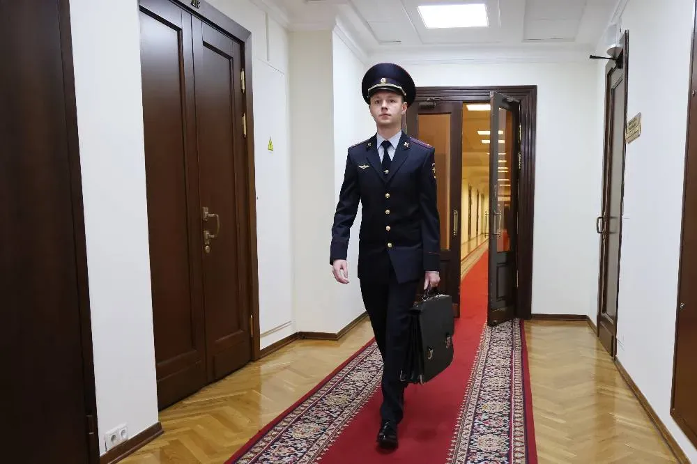 17 декабря отмечается День образования Российской фельдъегерской связи. Фото © ТАСС / Антон Новодережкин