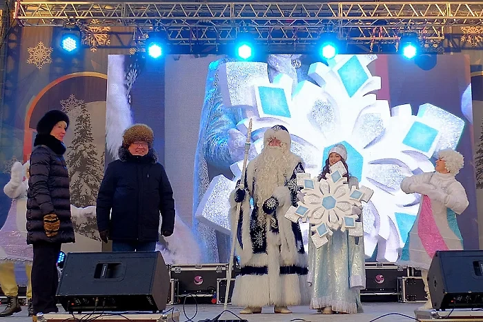 Суздаль передал Кирову символ новогодней столицы России