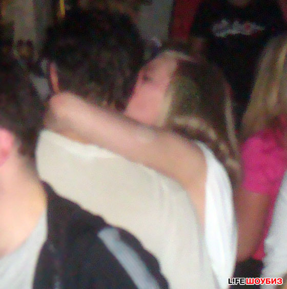 Недостатка в женском внимании Каштан не испытывает