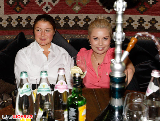 Настя Осипова рассталась с Маратом Сафиным, но подружилась с его сестрой Динарой