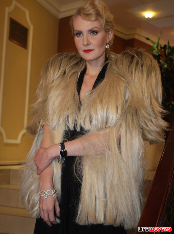 %D0%A0%D0%B5%D0%BD%D0%B0%D1%82%D0%B0%20%D0%9B%D0%B8%D1%82%D0%B2%D0%B8%D0%BD%D0%BE%D0%B2%D0%B0%20%D0%B2%D1%81%D0%B5%D0%B3%D0%B4%D0%B0%20%D0%BE%D1%82%D0%BB%D0%B8%D1%87%D0%B0%D0%BB%D0%B0%D1%81%D1%8C%20%D1%81%D0%B2%D0%BE%D0%B5%D0%BD%D1%80%D0%B0%D0%B2%D0%BD%D1%8B%D0%BC%20%D1%85%D0%B0%D1%80%D0%B0%D0%BA%D1%82%D0%B5%D1%80%D0%BE%D0%BC