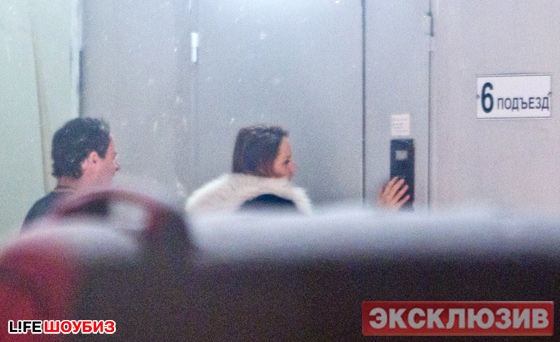 %D0%A0%D0%BE%D0%BA-%D0%BC%D1%83%D0%B7%D1%8B%D0%BA%D0%B0%D0%BD%D1%82%20%D1%83%D0%B6%D0%B5%20%D0%BF%D0%B5%D1%80%D0%B5%D0%B2%D0%B5%D0%B7%20%D0%B2%D0%B5%D1%89%D0%B8%20%D0%B2%20%D0%BA%D0%B2%D0%B0%D1%80%D1%82%D0%B8%D1%80%D1%83%20%D0%BA%20%D1%81%D0%B2%D0%BE%D0%B5%D0%B9%20%D0%B2%D0%BE%D0%B7%D0%BB%D1%8E%D0%B1%D0%BB%D0%B5%D0%BD%D0%BD%D0%BE%D0%B9