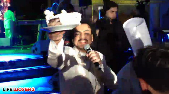 %D0%9A%D0%B0%D0%B6%D0%B4%D0%BE%D0%BC%D1%83%20%D0%B3%D0%BE%D1%81%D1%82%D1%8E%20%D0%B8%D0%BC%D0%B5%D0%BD%D0%B8%D0%BD%D0%BD%D0%B8%D0%BA%20%D1%81%D0%BC%D0%BE%D0%B3%20%D1%83%D0%B4%D0%B5%D0%BB%D0%B8%D1%82%D1%8C%20%D0%BC%D0%B8%D0%BD%D1%83%D1%82%D1%83%20%D1%81%D0%B2%D0%BE%D0%B5%D0%B3%D0%BE%20%D0%B2%D0%BD%D0%B8%D0%BC%D0%B0%D0%BD%D0%B8%D1%8F