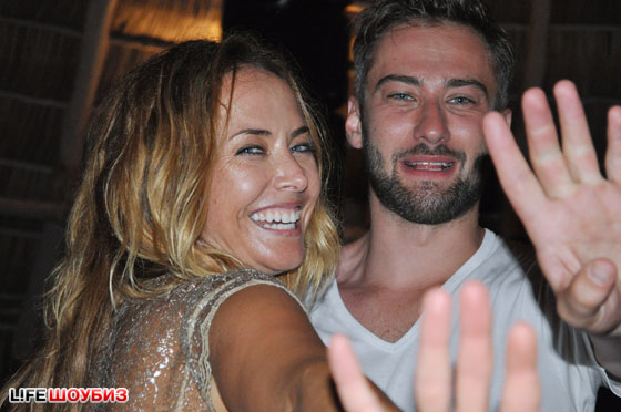 %D0%A0%D0%B0%D0%B7%D0%BD%D0%B8%D1%86%D0%B0%20%D0%B2%20%D0%B2%D0%BE%D0%B7%D1%80%D0%B0%D1%81%D1%82%D0%B5%20%D0%BD%D0%B5%20%D0%BC%D0%B5%D1%88%D0%B0%D0%B5%D1%82%20%D0%BE%D1%82%D0%BD%D0%BE%D1%88%D0%B5%D0%BD%D0%B8%D1%8F%D0%BC%20%D0%94%D0%BC%D0%B8%D1%82%D1%80%D0%B8%D1%8F%20%D0%B8%20%D0%96%D0%B0%D0%BD%D0%BD%D1%8B