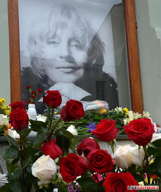 В Москве ищут виновника автостолкновения, в котором погибла актриса и телеведуща