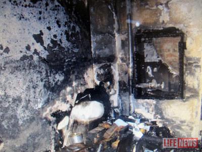 В результате пожара от дилища практически ничего не осталось
