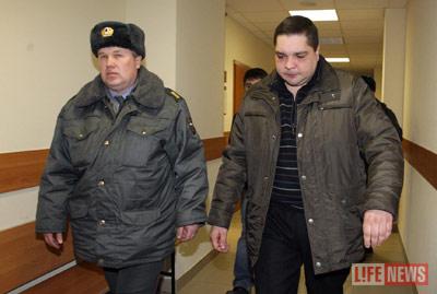 Зал суда майор покинул уже в наручниках