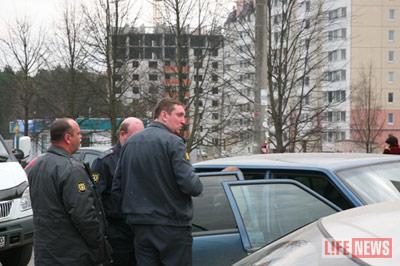 Увольнение коллеги-милиционеры отмечали, будучи одетыми в форму