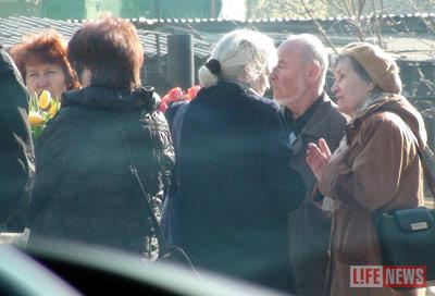 Друзья пришли проводить Людмилу Геннадьевну в последний путь