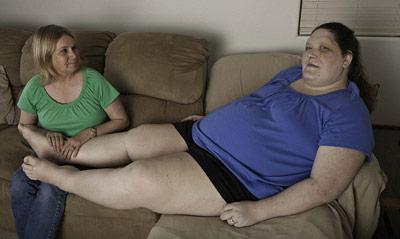 Тани Ангус дома с мамой