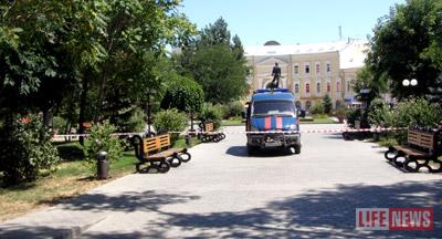 Первое нападение произошло в парке