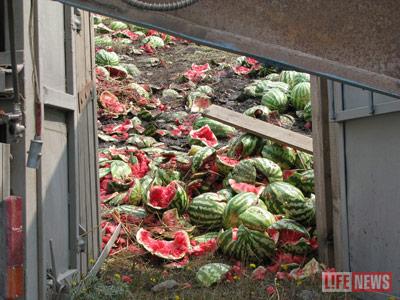 Часть груза разбилась