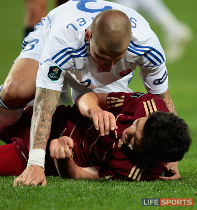 То, чем игроки сборной занимались на поле, сложно назвать футболом.