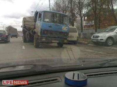 %D0%9C%D0%90%D0%97%20%D0%B2%D1%8B%D0%B5%D1%85%D0%B0%D0%BB%20%D0%BD%D0%B0%20%D0%B2%D1%81%D1%82%D1%80%D0%B5%D1%87%D0%BD%D1%83%D1%8E%20%D0%BF%D0%BE%D0%BB%D0%BE%D1%81%D1%83