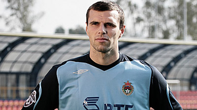 %D0%92%D0%B5%D0%BD%D0%B8%D0%B0%D0%BC%D0%B8%D0%BD%20%D0%9C%D0%B0%D0%BD%D0%B4%D1%80%D1%8B%D0%BA%D0%B8%D0%BD%20%D0%BF%D0%B5%D1%80%D0%B5%D1%88%D0%B5%D0%BB%20%D0%B2%20%D0%B1%D1%80%D1%8F%D0%BD%D1%81%D0%BA%D0%BE%D0%B5%20%22%D0%94%D0%B8%D0%BD%D0%B0%D0%BC%D0%BE%22%20%D0%B2%20%D0%B8%D1%8E%D0%BB%D0%B5%20%D0%BD%D0%B0%20%D0%BF%D1%80%D0%B0%D0%B2%D0%B0%D1%85%20%D0%B0%D1%80%D0%B5%D0%BD%D0%B4%D1%8B