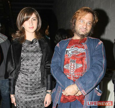 %D0%92%D1%82%D0%BE%D1%80%D0%B0%D1%8F%20%D0%B6%D0%B5%D0%BD%D0%B0%20%D0%A0%D0%BE%D0%BC%D0%B0%D0%BD%D0%B0%20-%20%D0%92%D0%B5%D1%80%D0%B0%20%D0%9C%D0%BE%D1%80%D0%BE%D0%B7%20-%20%D1%82%D1%80%D0%B5%D0%B1%D1%83%D0%B5%D1%82%20%D0%BF%D1%80%D0%B8%D0%B7%D0%BD%D0%B0%D1%82%D1%8C%20%D0%B7%D0%B0%D0%B2%D0%B5%D1%89%D0%B0%D0%BD%D0%B8%D0%B5%20%D0%BD%D0%B5%D0%B4%D0%B5%D0%B9%D1%81%D1%82%D0%B2%D0%B8%D1%82%D0%B5%D0%BB%D1%8C%D0%BD%D1%8B%D0%BC