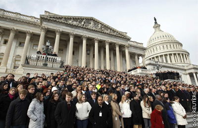 %D0%9B%D1%8E%D0%B4%D0%B8%20%D1%81%20%D0%B4%D1%80%D0%B5%D0%B2%D0%BD%D0%BE%D1%81%D1%82%D0%B8%20%D0%B1%D0%BE%D1%8F%D1%82%D1%81%D1%8F%20%D0%BC%D0%B0%D1%81%D1%81%D0%BE%D0%B2%D0%BE%D0%B9%20%D0%B3%D0%B8%D0%B1%D0%B5%D0%BB%D0%B8%20%D0%BF%D1%82%D0%B8%D1%86