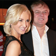 %D0%9E%D0%BB%D1%8C%D0%B3%D0%B0%20%D0%91%D1%83%D0%B7%D0%BE%D0%B2%D0%B0%20%D1%81%20%D0%B6%D0%B5%D0%BD%D0%B8%D1%85%D0%BE%D0%BC%20%D0%90%D0%BD%D0%B4%D1%80%D0%B5%D0%B5%D0%BC