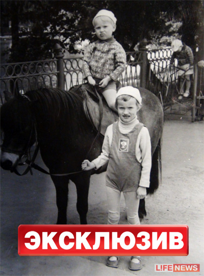 %D0%94%D0%BE%20%D1%88%D0%BA%D0%BE%D0%BB%D1%8B%20%D0%9A%D0%BE%D0%BB%D1%8F%20(%D0%BD%D0%B0%20%D0%BF%D0%BE%D0%BD%D0%B8)%20%D0%BC%D0%B0%D0%BB%D0%BE%20%D1%87%D0%B5%D0%BC%20%D0%BE%D1%82%D0%BB%D0%B8%D1%87%D0%B0%D0%BB%D1%81%D1%8F%20%D0%BE%D1%82%20%D1%81%D0%B2%D0%B5%D1%80%D1%82%D0%BD%D0%B8%D0%BA%D0%BE%D0%B2