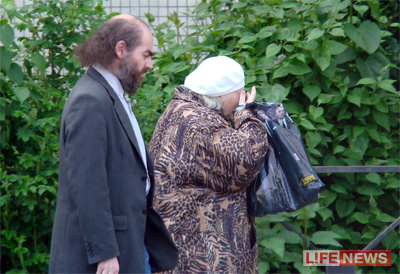 %D0%9C%D0%B0%D0%BC%D0%B0%20%D0%9F%D0%B5%D1%80%D0%B5%D0%BB%D1%8C%D0%BC%D0%B0%D0%BD%D0%B0%20%D1%83%D0%B6%D0%B5%20%D0%BD%D0%B5%D1%81%D0%BA%D0%BE%D0%BB%D1%8C%D0%BA%D0%BE%20%D0%BB%D0%B5%D1%82%20%D1%81%D1%82%D1%80%D0%B0%D0%B4%D0%B0%D0%B5%D1%82%20%D0%BE%D1%82%20%D0%B7%D0%B0%D0%B1%D0%BE%D0%BB%D0%B5%D0%B2%D0%B0%D0%BD%D0%B8%D1%8F%20%D0%B3%D0%BB%D0%B0%D0%B7