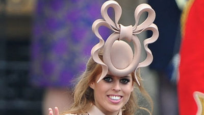 Шляпку принцессы Беатрис продали на eBay