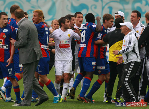 %D0%98%D0%B7-%D0%B7%D0%B0%20%D0%B1%D0%B5%D1%81%D0%BF%D0%BE%D1%80%D1%8F%D0%B4%D0%BA%D0%BE%D0%B2%20%D0%BD%D0%B0%20%D1%82%D1%80%D0%B8%D0%B1%D1%83%D0%BD%D0%B0%D1%85%20%D0%BD%D0%B0%20%D0%BF%D0%BE%D0%BB%D0%B5%20%D1%80%D0%B0%D0%B7%D0%B3%D0%BE%D1%80%D0%B5%D0%BB%D0%B8%D1%81%D1%8C%20%D0%BD%D0%B5%D1%88%D1%83%D1%82%D0%BE%D1%87%D0%BD%D1%8B%D0%B5%20%D1%81%D1%82%D1%80%D0%B0%D1%81%D1%82%D0%B8